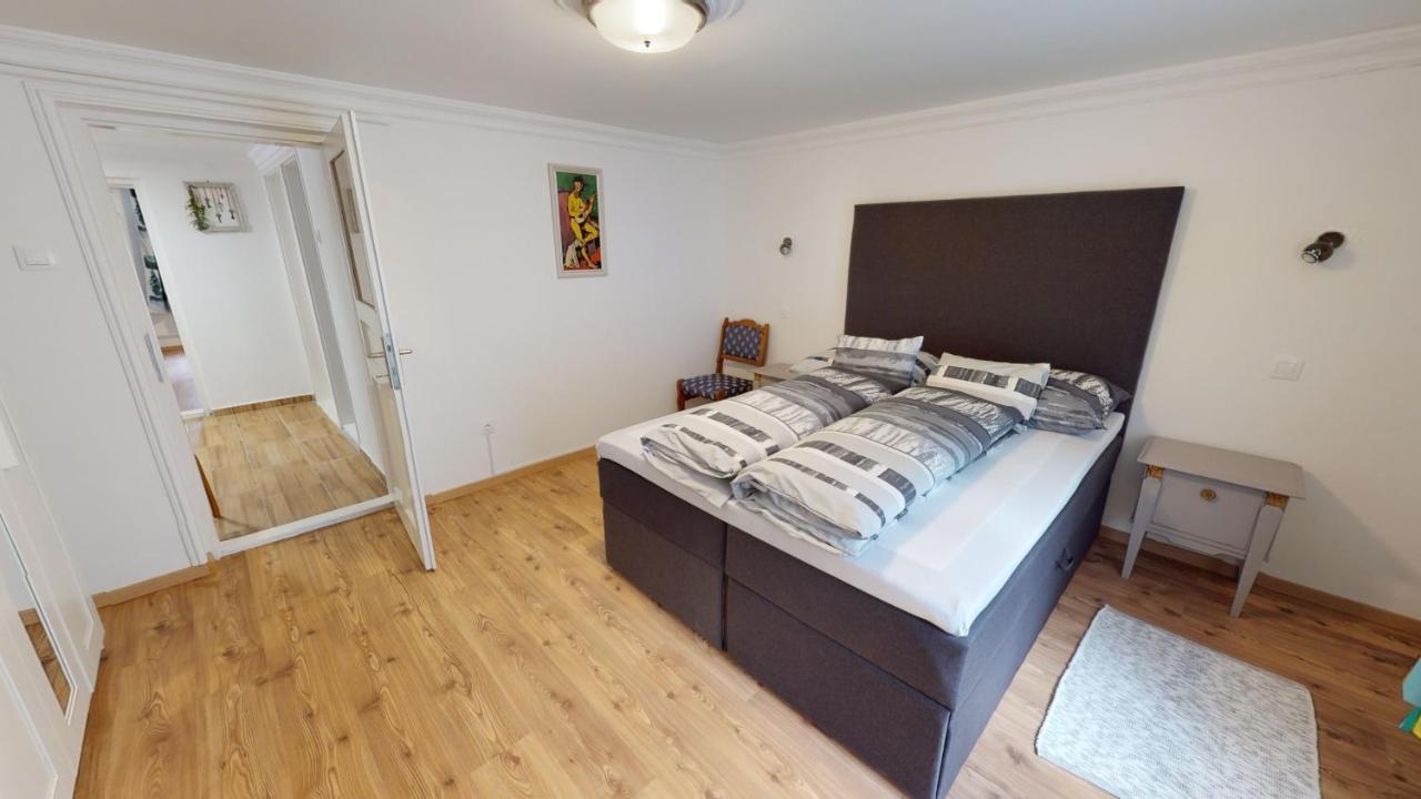 Family Apartman Мисколк Екстериор снимка